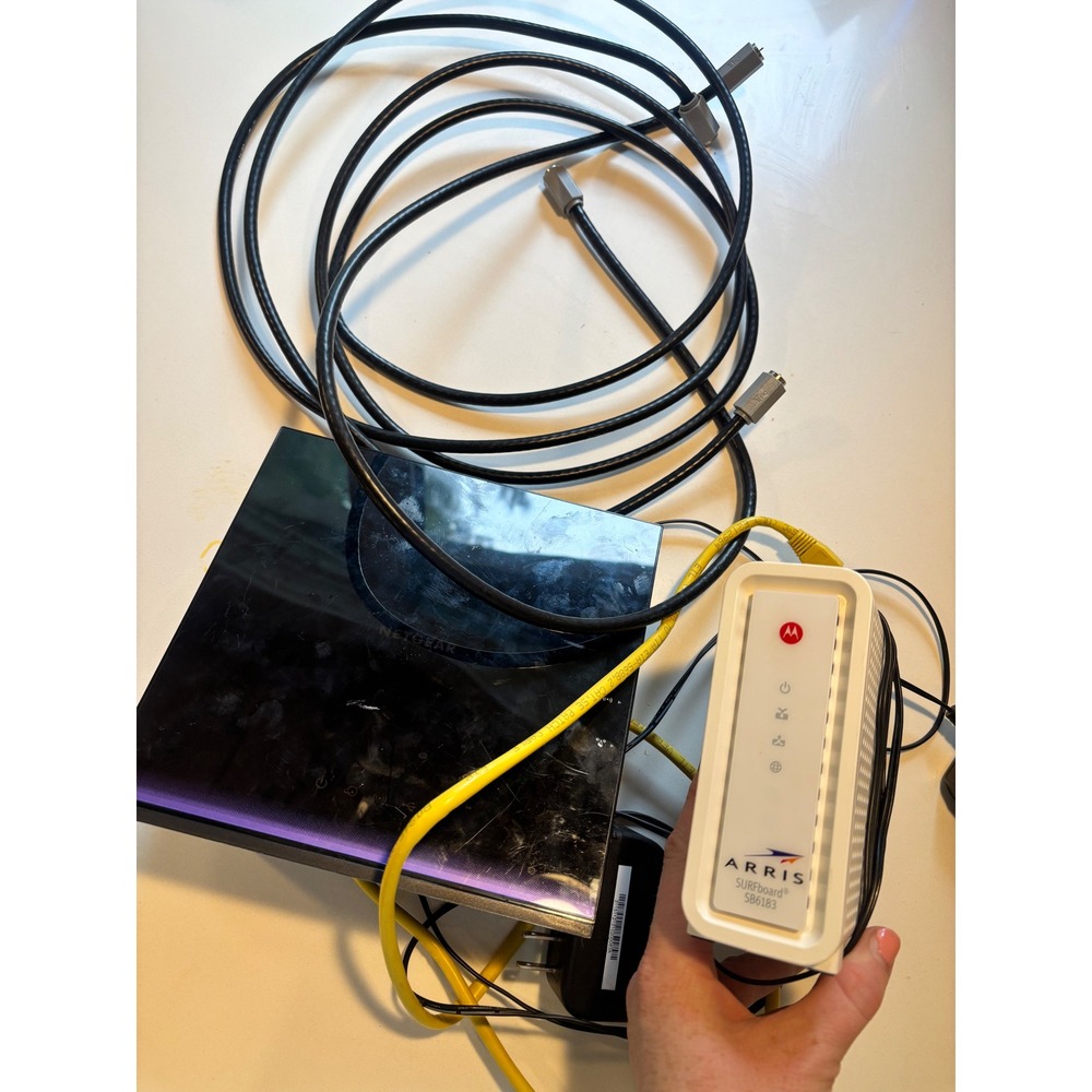 Netgear R6250 WiFi Router Arris SB6183 Cable Modem Bundle